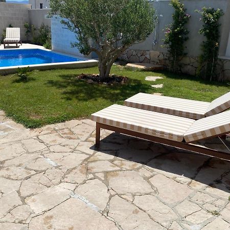 Villa Mediterra Garden & Pool Бол Екстер'єр фото