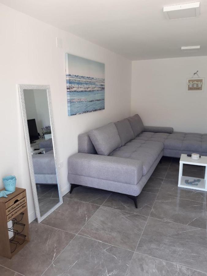 Villa Mediterra Garden & Pool Бол Екстер'єр фото